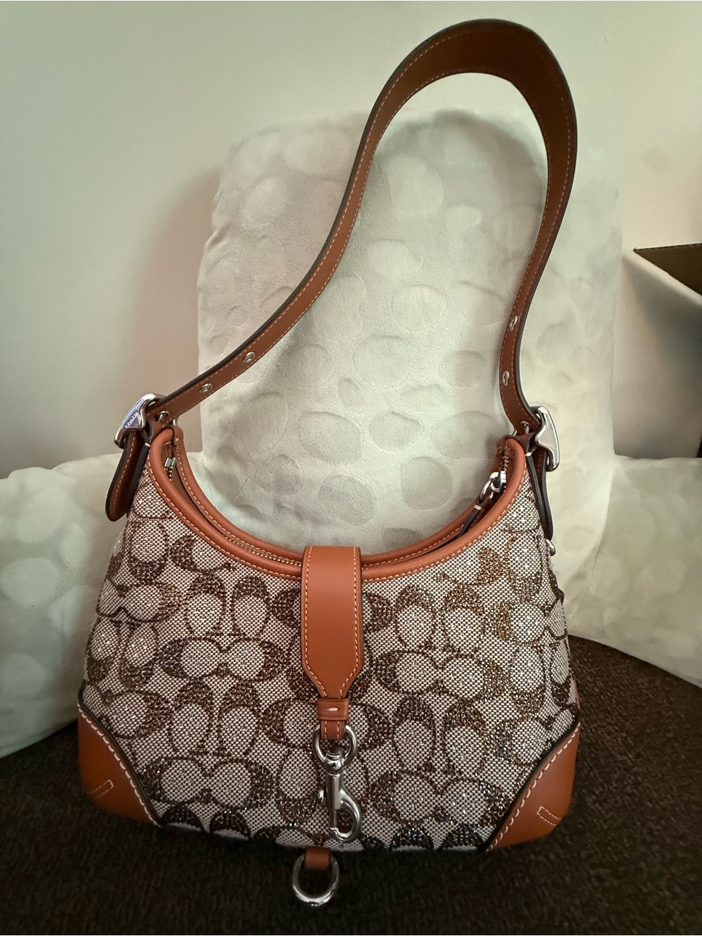 Coach Hamptons Hobo Bag in Crystal Signature Jacquard with matching wallet EUC - Picture 5 of 8